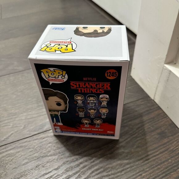 Funko Pop Stranger Things 1245 Steve Brand New in Box - Picture 3 of 4